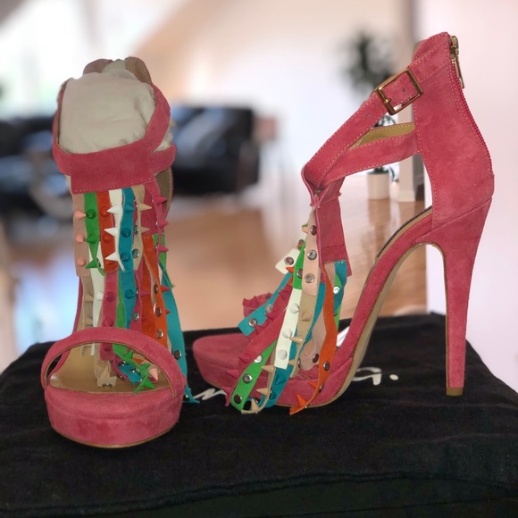 Alejandra G “Luna” Heels - Picture 4 of 5